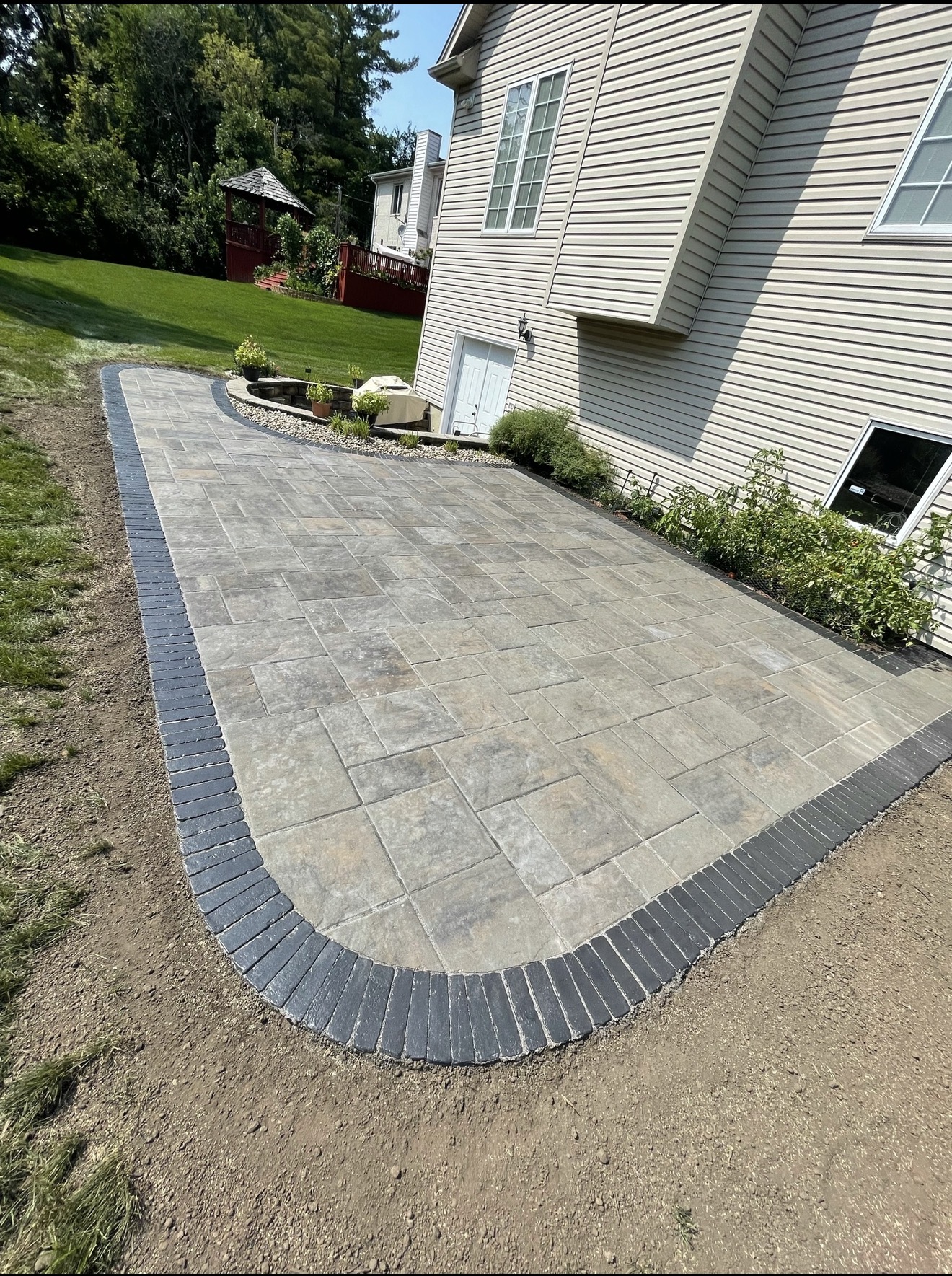 Paver patio hardscape project